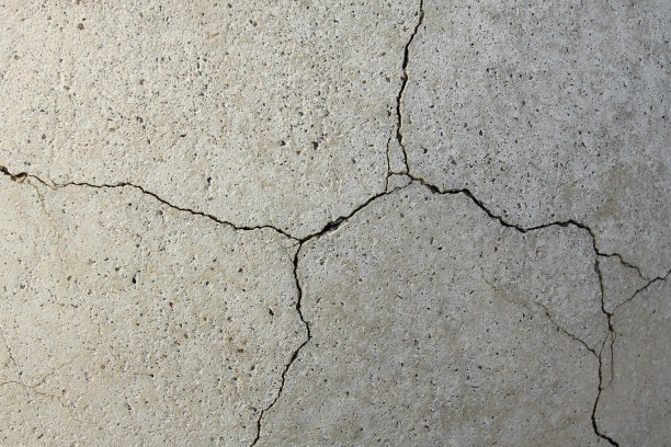 石头上的裂缝图片下载