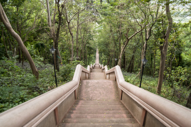泰国布里拉姆展示苏帕博菲特佛陀图片下载