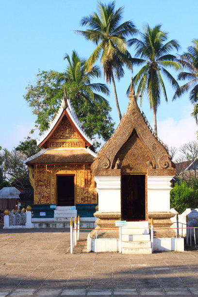海边花园的圣殿。许多人在早上上班前开车经过这栋房子并祈祷图片下载