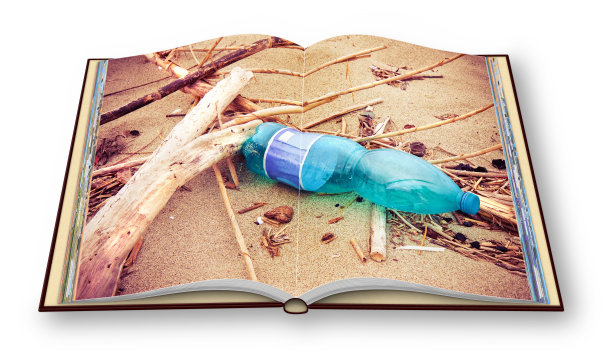 废弃在海滩上的空绿色塑料瓶-塑料废物问题-一个打开的照片书孤立在白色上的3D渲染概念图像-我是在这个3D渲染中使用的图像的版权所有者图片下载