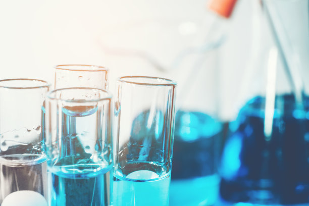 玻璃实验室化学试验。科学概念图片下载