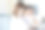 年轻女子打电话。图片下载