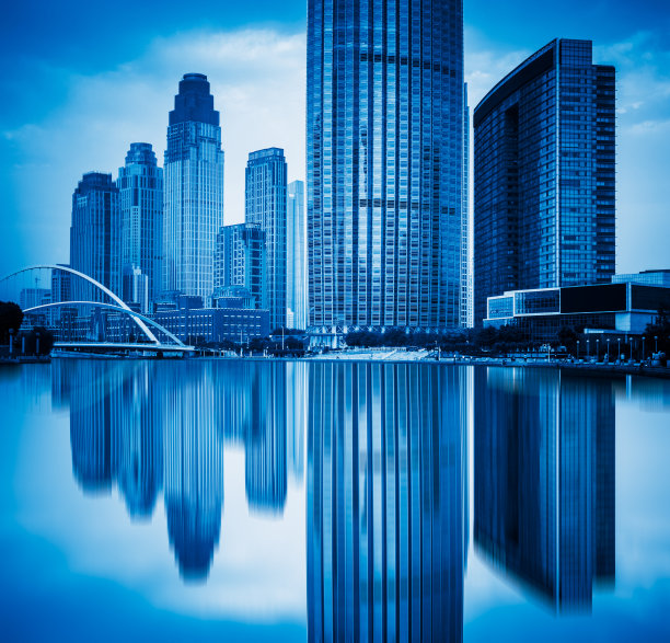 现代摩天大楼反射素材图片