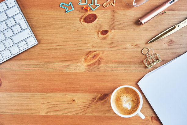 办公用品办公桌图片下载