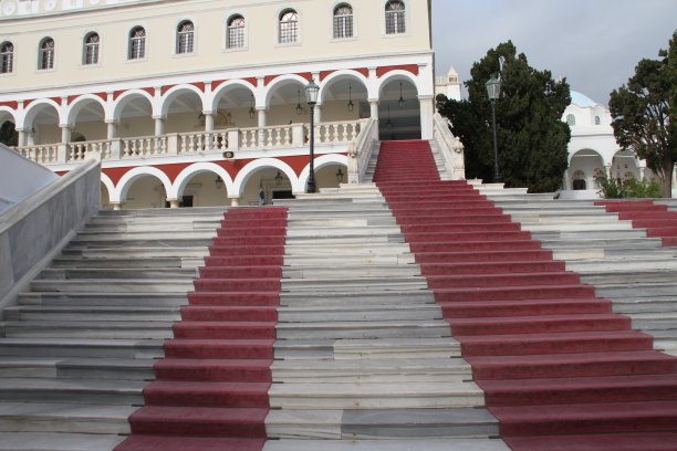 希腊蒂诺斯岛的教堂图片下载