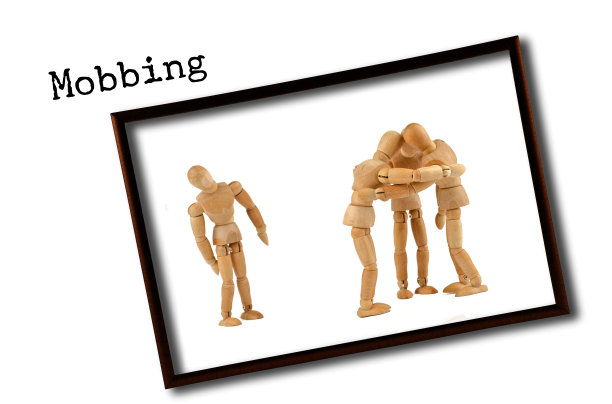 木制人体模型问题的想法——被其他孩子围攻或欺负?图片下载