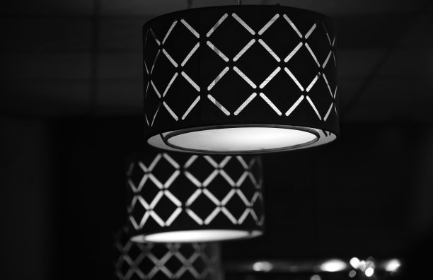 黑白室内灯光独特照片图片下载