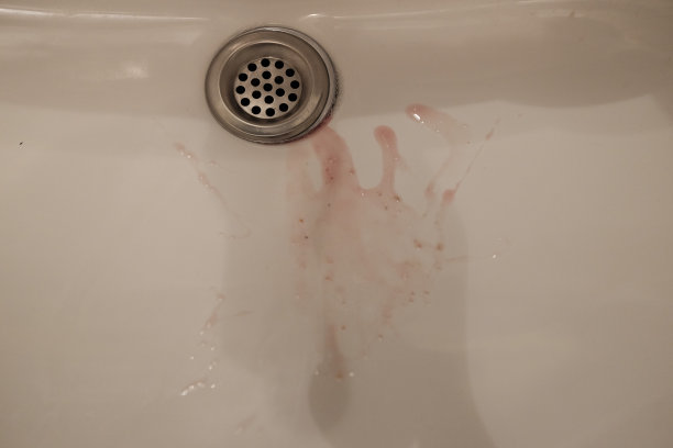 牙龈出血图片下载