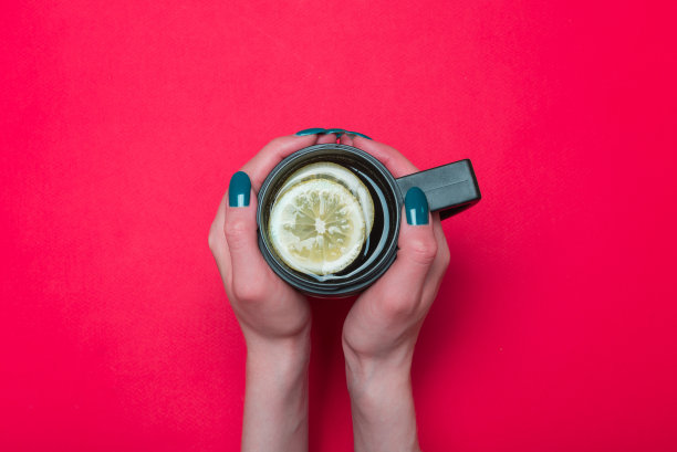 热茶杯图片下载