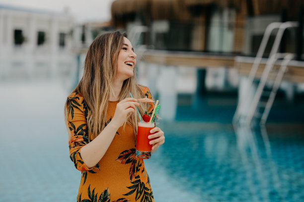 新鲜的饮料素材图片