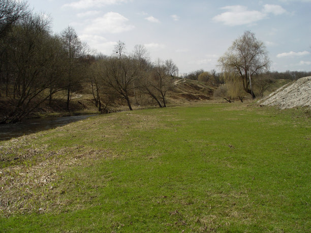 Kamenka河岸图片下载