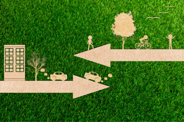 生态理念走绿色环境，清洁能源自行车和汽车污染图片下载