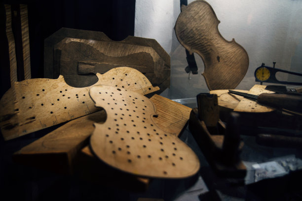 小提琴制造-小提琴制造工厂图片下载