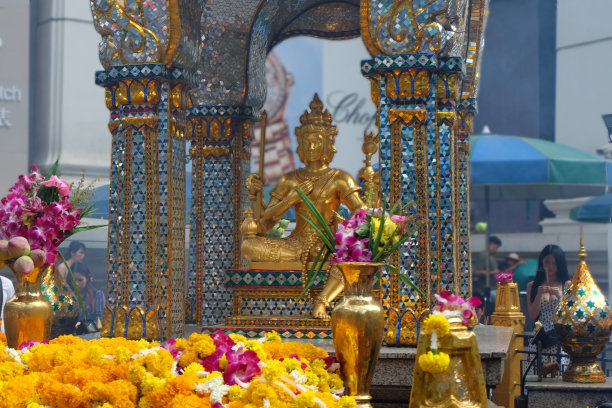 佛教中的宗教献祭图片下载