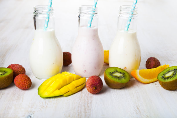 冰沙配热带水果图片下载