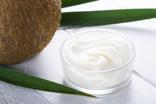 椰子冰淇淋和奶油图片下载