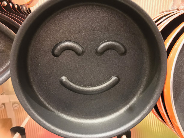 带着微笑的特福潘图片下载