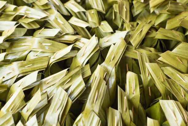 椰馅蒸粉(泰国甜点)。“Kanom赛赛”。图片下载