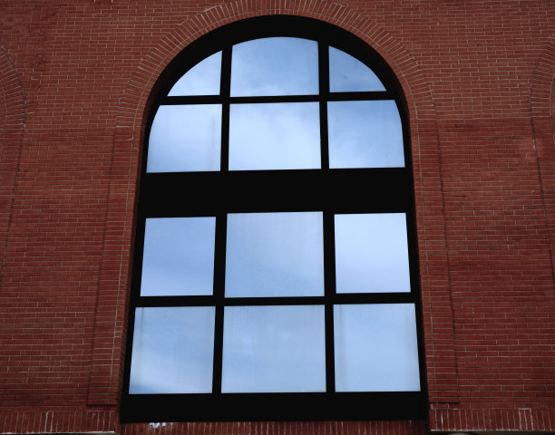 意大利南部giffoni valle piana的现代建筑。图片下载