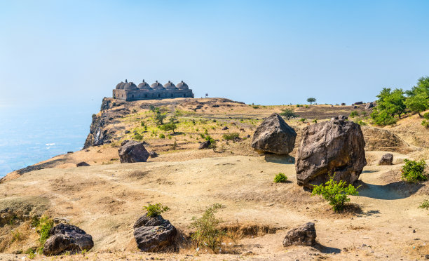 Navlakha Kothar，帕瓦加德山的古谷物仓库。古吉拉特邦——印度素材图片