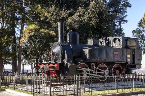 老火车头图片下载