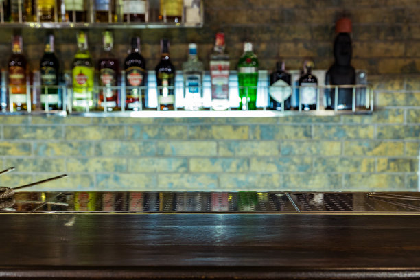 餐馆的酒吧或夜总会的酒吧。图片下载