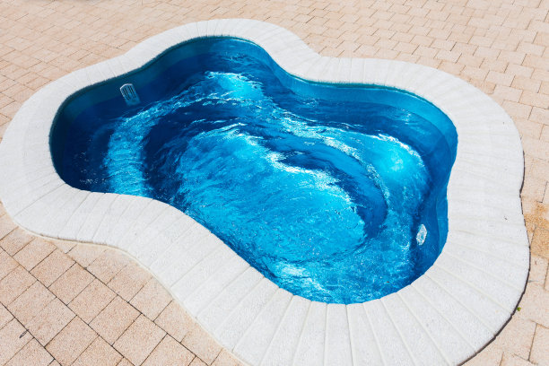 游泳池图片下载