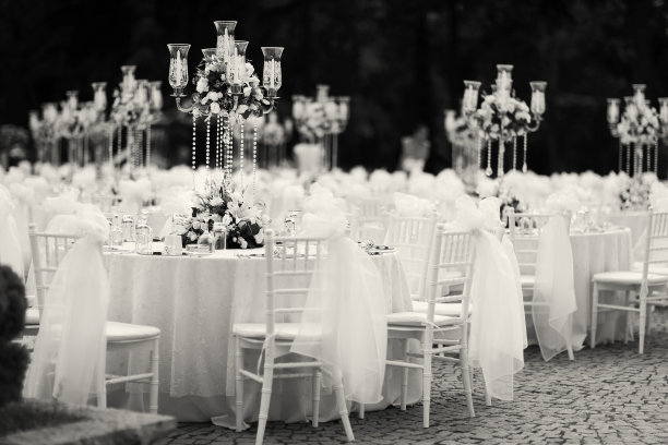 为活动设置餐桌图片下载