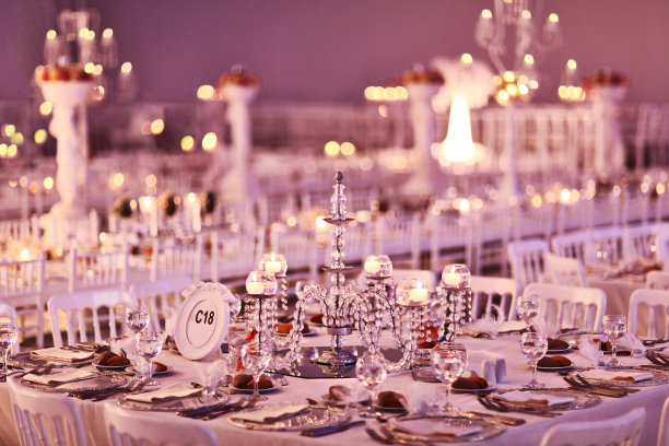 为活动设置餐桌图片下载