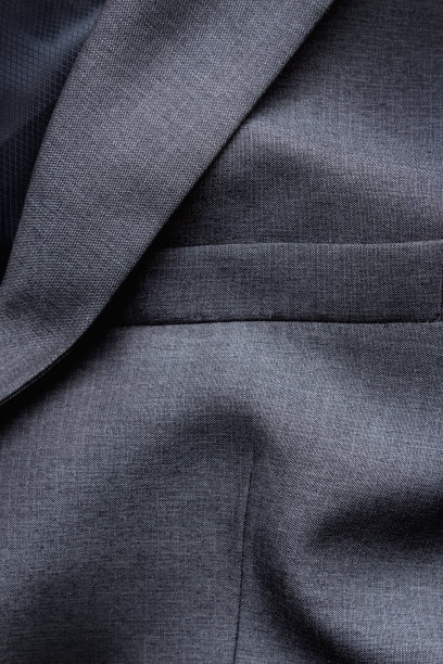 漂亮的男士灰色夹克套装，时尚的服装图片下载