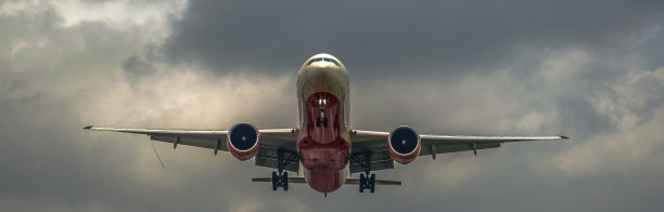 飞机降落图片下载