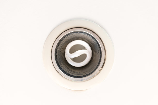 带灯泡的顶灯图片下载