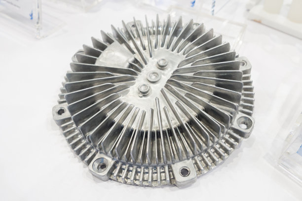 高精度、高质量的汽车零部件工业图片下载