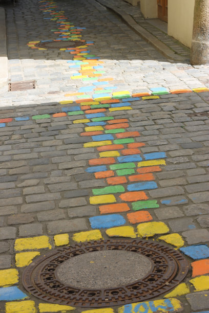 德国小镇的艺术家人行道图片下载