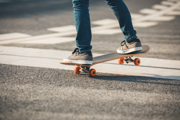 滑板照片素材ID：317399478