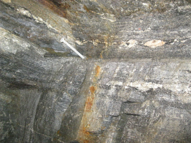 地下矿山图片下载