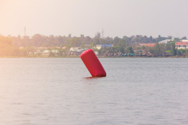 浮动的交通标志图片下载