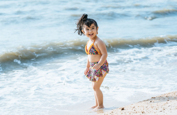 那个亚洲小女孩。图片下载