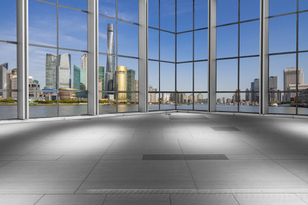 透过窗户看到的上海城市景观素材图片