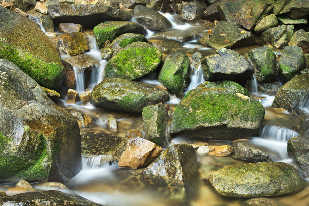 泰国国家公园的瀑布图片下载