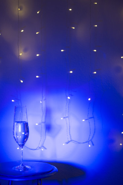 香槟起泡葡萄酒杯的普罗赛科卡瓦图片下载