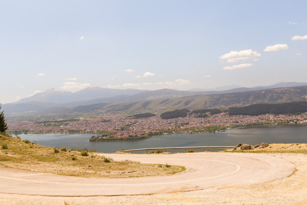 约阿尼纳城市和湖泊全景照片的春天时间希腊图片下载