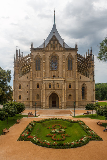 捷克共和国库特纳霍拉的哥特式教堂图片下载