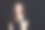 有光泽卷曲发型的迷人女孩图片下载