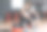 运动运动员男子坐在踏板上放松后在健身房锻炼。健身教练男性休息后，艰苦的工作与你的文本或广告的复制空间。图片下载