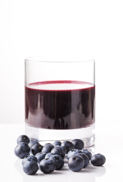 蓝莓汁和新鲜蓝莓素材图片