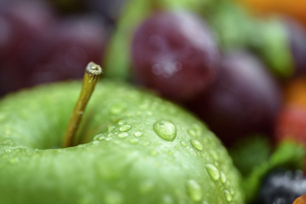 新鲜的青苹果素材图片