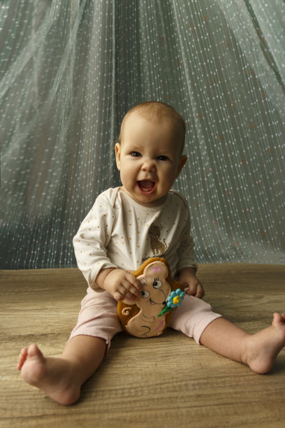 孩子在微笑图片下载