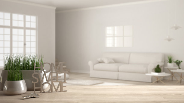 木质的桌子，桌子或架子与盆栽的草植物，屋钥匙和3D字母使家甜蜜的家，在斯堪的纳维亚客厅，建筑室内设计，复制空间背景图片下载