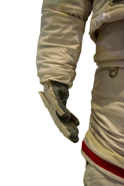 穿着制服的宇航员在白色隔离带上图片下载